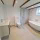 Færdig badeværelsesrenovering